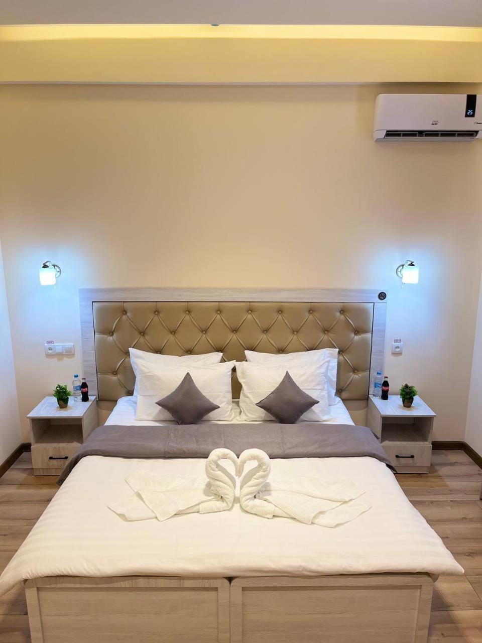 Aks Hotel Ташкент Экстерьер фото