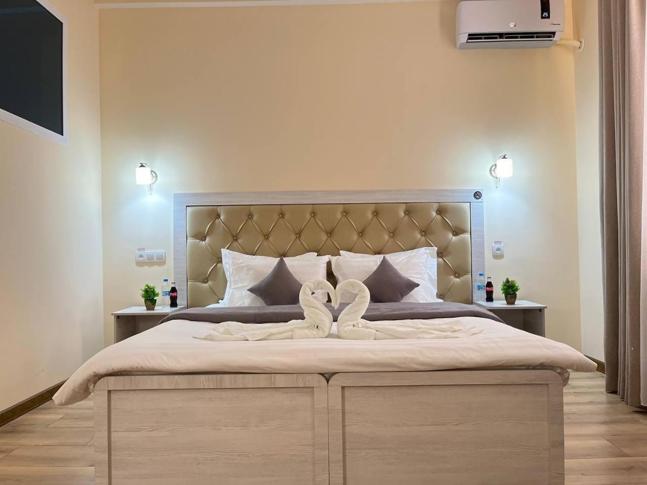 Aks Hotel Ташкент Экстерьер фото