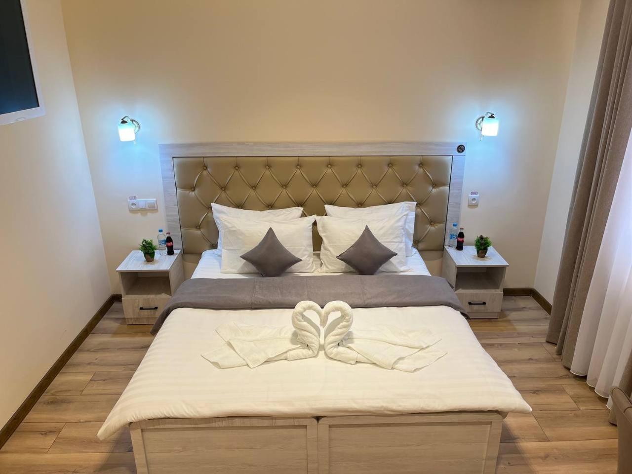 Aks Hotel Ташкент Экстерьер фото
