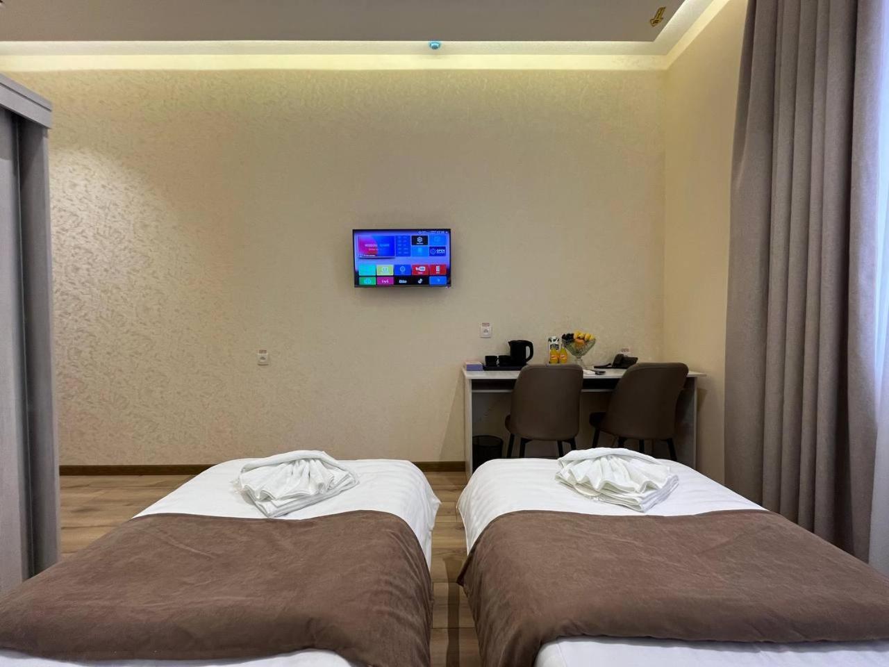 Aks Hotel Ташкент Экстерьер фото