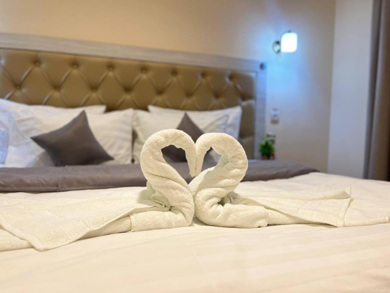 Aks Hotel Ташкент Экстерьер фото