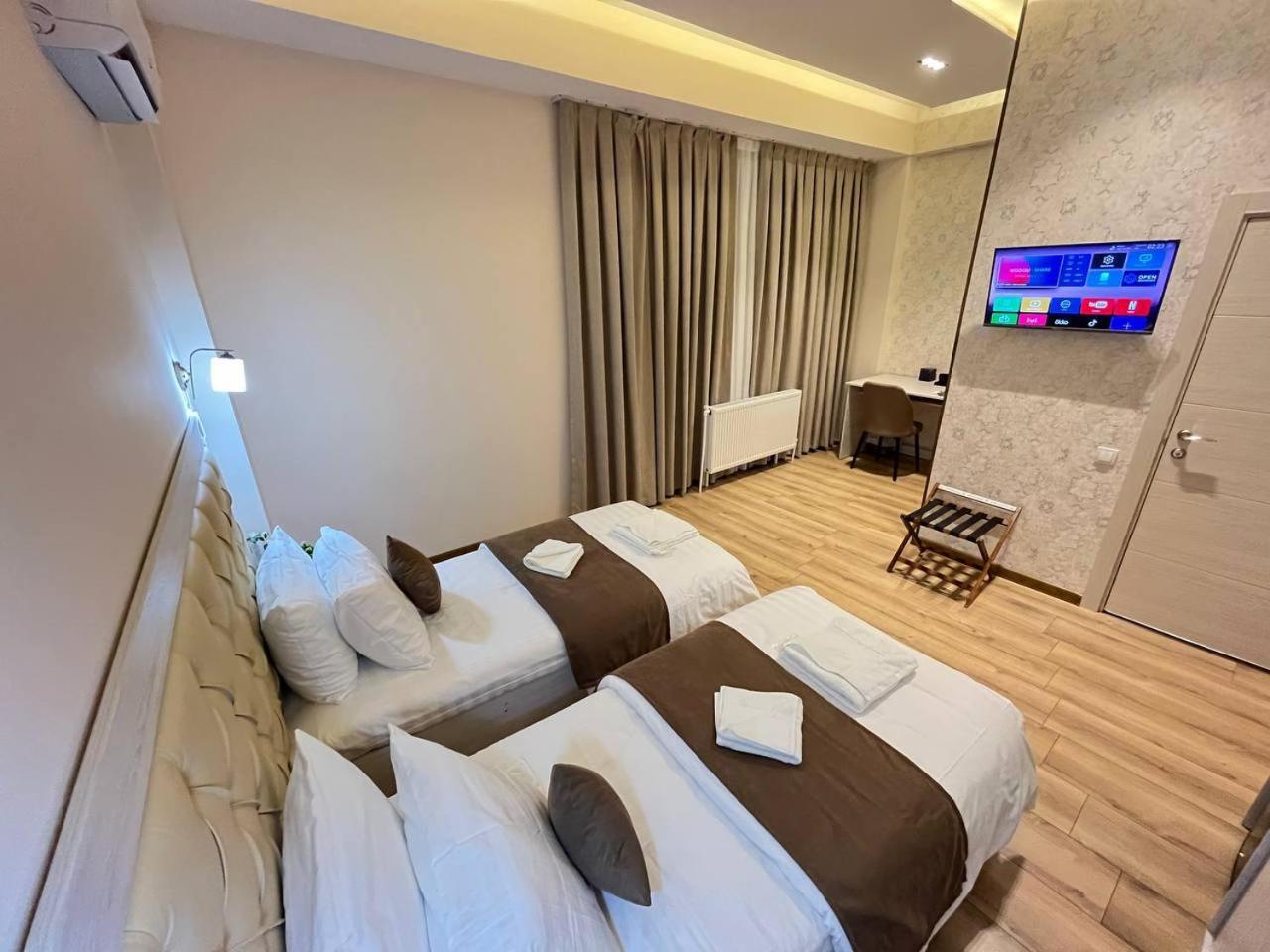 Aks Hotel Ташкент Экстерьер фото