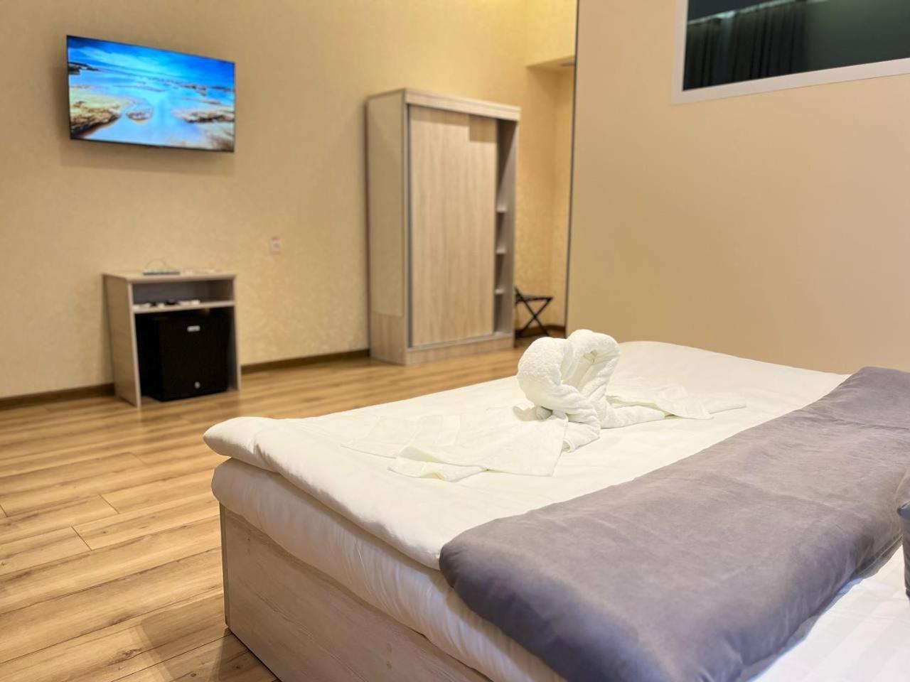 Aks Hotel Ташкент Экстерьер фото